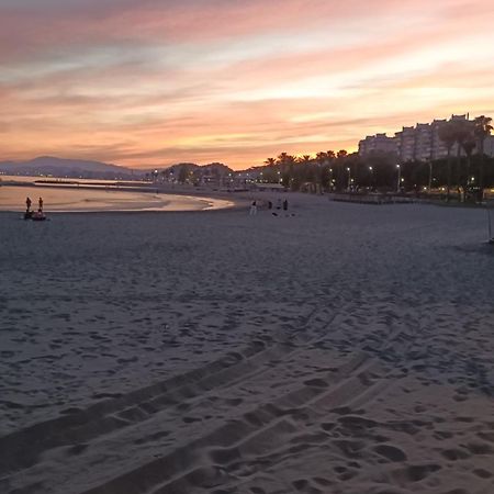 Playa 45, First Line Beach House Малага Екстериор снимка