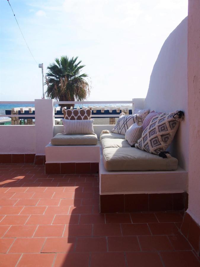 Playa 45, First Line Beach House Малага Екстериор снимка